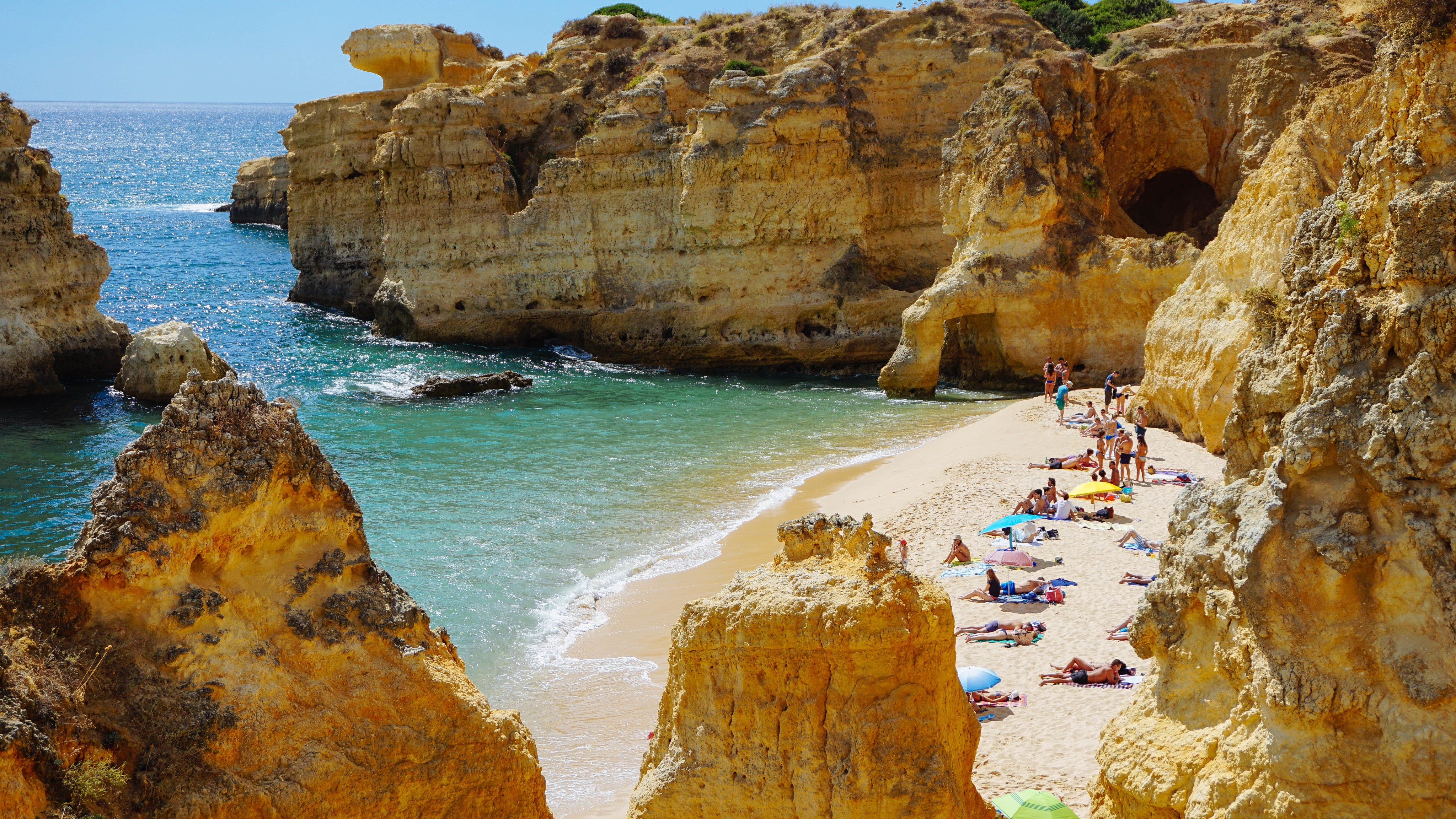 files/beautiful-beach-in-portugal.jpg
